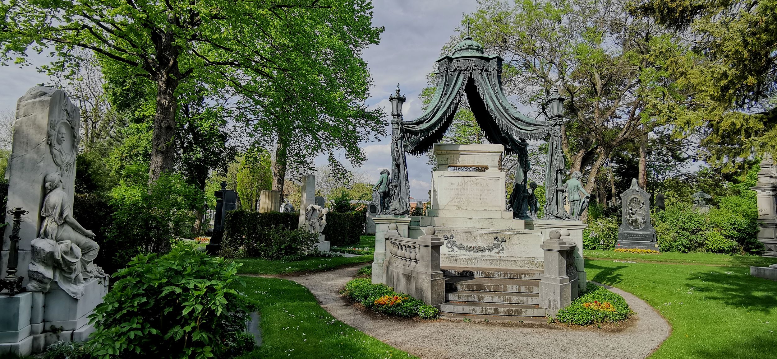 Wien: Private Tour über den Zentralfriedhof