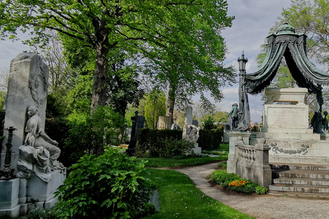 Viena: recorrido privado a pie por el cementerio central y la iglesia