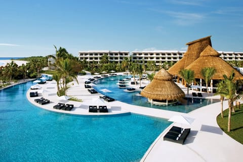 Private Shuttle from CUN Airport to Secrets Riviera Cancún
