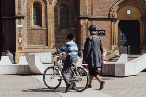 Antwerp: Jewish Neighbourhood Guided Walking Tour Guided tour in Dutch
