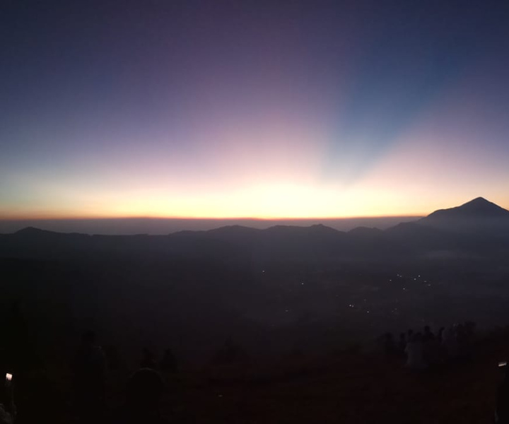From Bandung: Private Lembang Sunrise and Hot Springs Trip