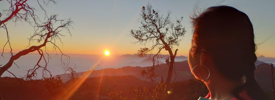 Lever de soleil Sunan Ibu,Kawah Putih,Volcan,Usine de thé,Source chaude