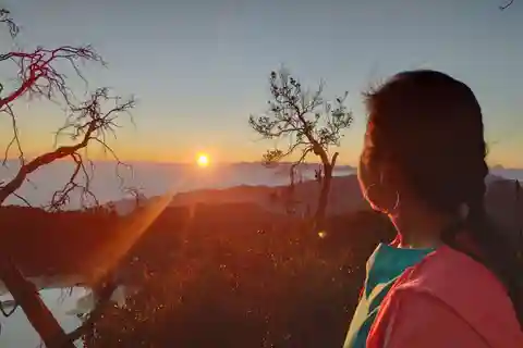 Sunrise Sunan Ibu,Kawah Putih,Volcano,Tea factory,Hot spring