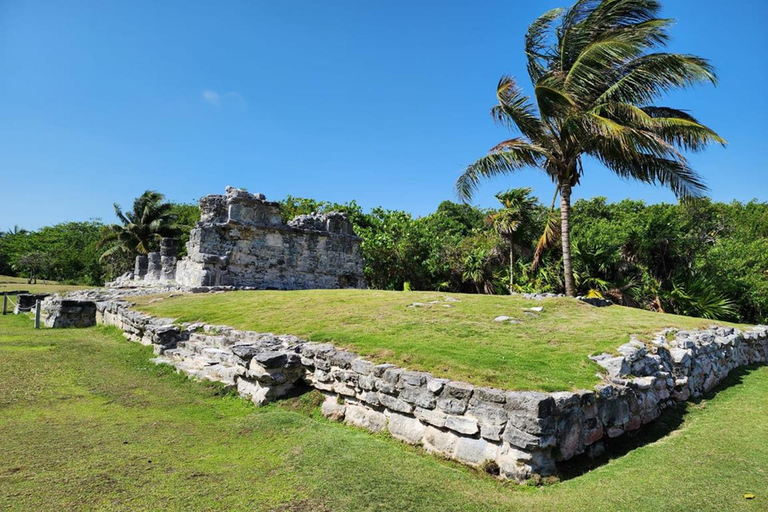 Cancun: Hop-on Hop-off Bus Tour with Flowrider Experience