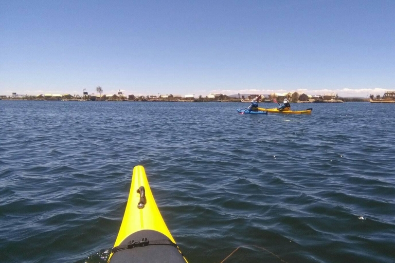 PUNO: Spływ kajakowy po rzece Uros(Kopia) Kayak en los Uros