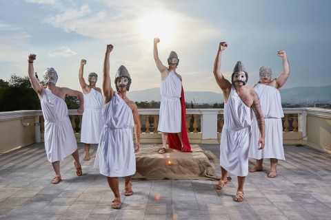 Athènes : représentation du théâtre grec antique
