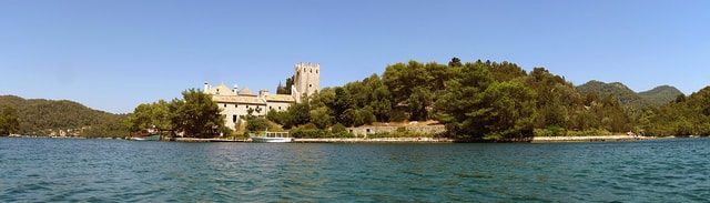 From Dubrovnik: Mljet Island Guided Catamaran Day Tour
