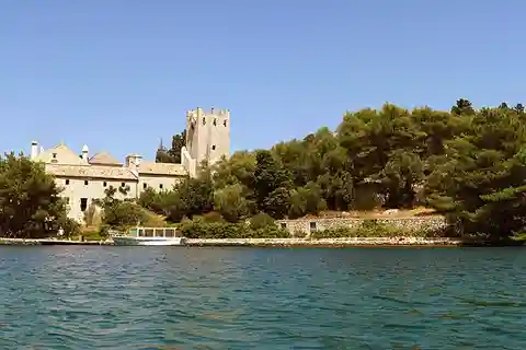 Fra Dubrovnik: Mljet Island Guidet Katamaran Dagstur