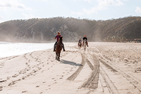 Puerto Escondido: tour a caballo al atardecer