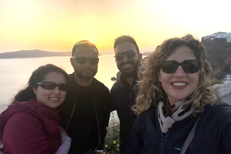 Santorini: Island Tour with Wine Tasting