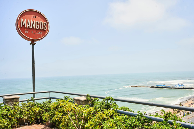 Lima: Buffet Lunch at Mangos Larcomar Restaurant