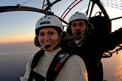 Vatos: paramotorvlucht boven de westelijke kustlijn van Corfu