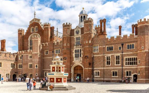 London: Hampton Court Palace und Richmond Park Tour