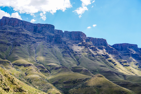 Au départ d'Underberg : Excursion d'une journée au Lesotho avec déjeuner pique-niqueTour avec Pony Trekking