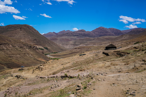 Desde Underberg: Excursión de un día a Lesotho con almuerzo de picnicExcursión con inmersión en el pueblo