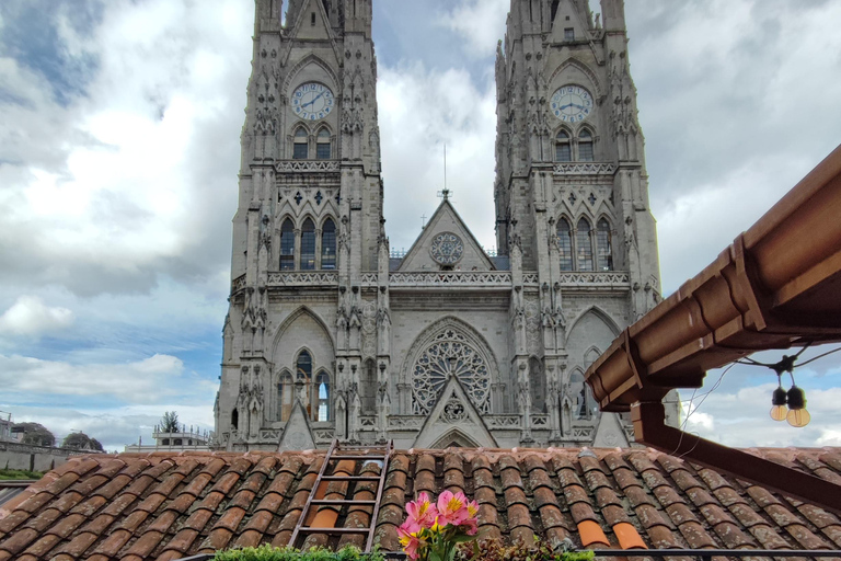 Quito Unveiled: Local Life & Language Exchange