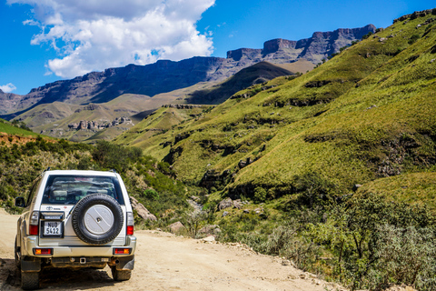 Von Underberg aus: Lesotho Tagesausflug mit Picknick MittagessenTour mit Pony-Trekking