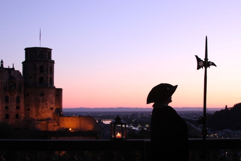 Heidelberg: tour histórico de aventuras del vigilante nocturnoTour privado - guía alemán
