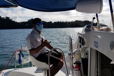 بلايا فلامنغو: جولة كاتاماران والغطس مع وجبةجولة مشتركة عند غروب الشمس والغطس