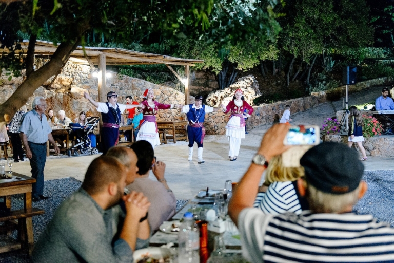 Creta: Festival del aceite de oliva con cena y espectáculo de danza cretenseFestival del aceite de oliva con cena y espectáculo de danza cretense