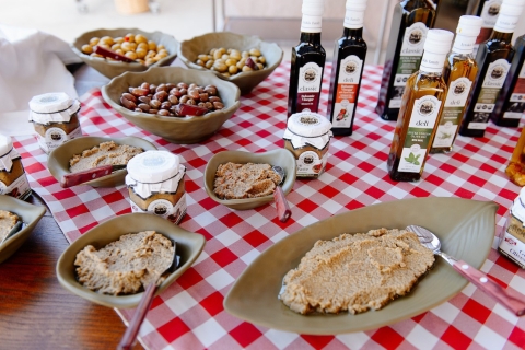 Kreta: Olivenöl-Festival mit Abendessen und kretischer TanzshowOlivenöl-Festival mit Abendessen & kretischer Tanzshow