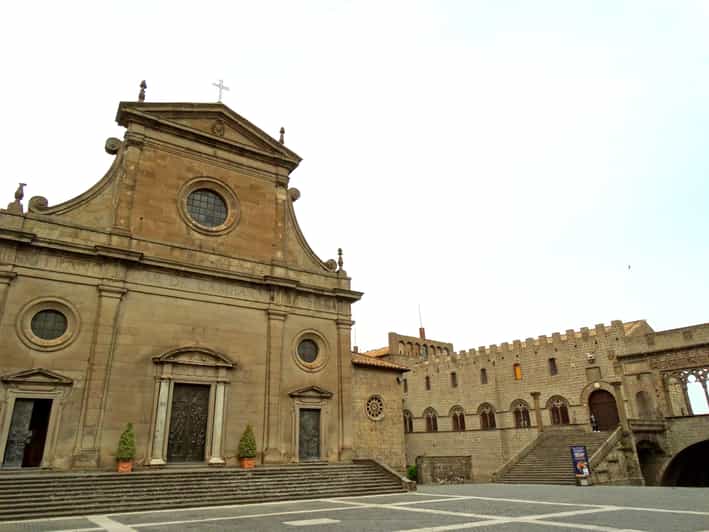 Viterbo private tour: Guided Historic Walking Tour