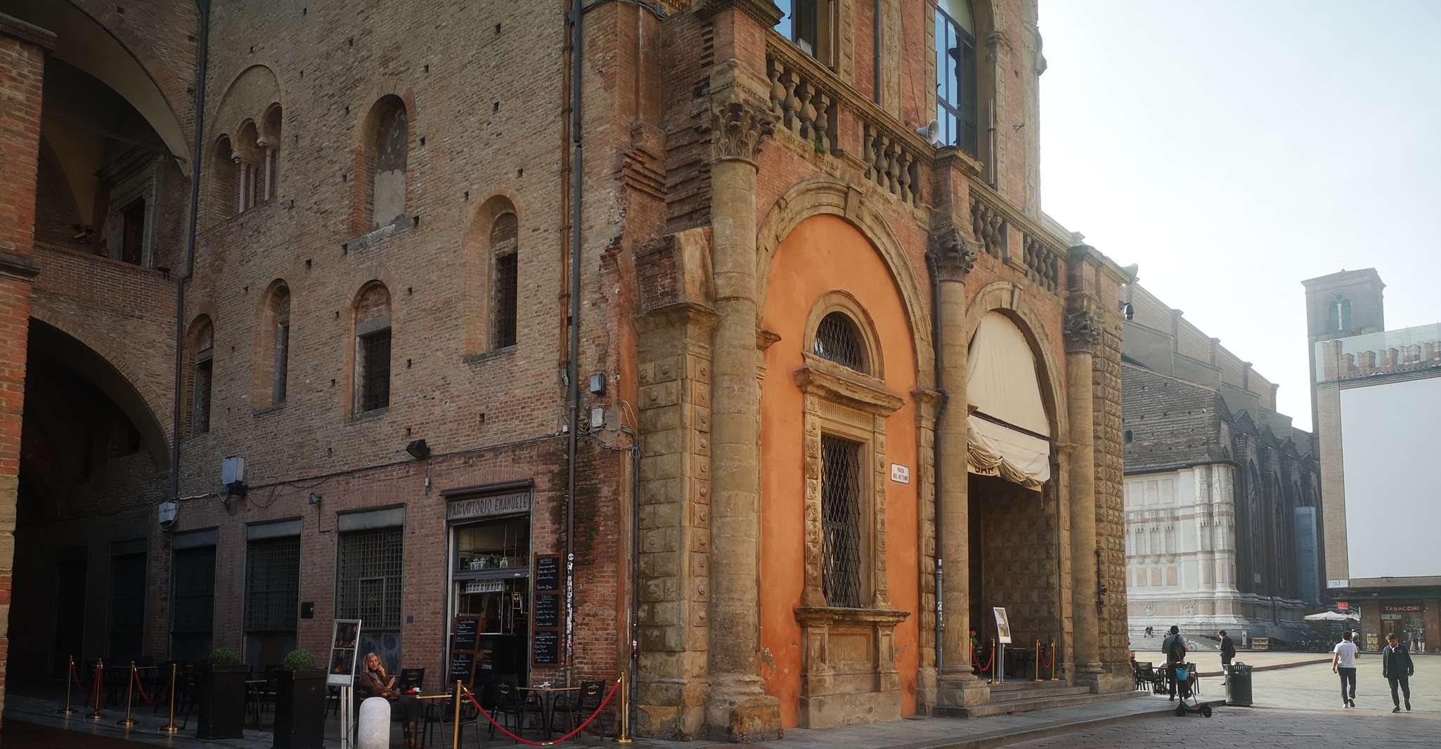 Bologna, Stadtzentrum geführte Weinwanderung - Hizvo