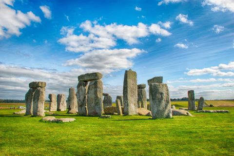 From London: Stonehenge Tour with Transportation and Ticket