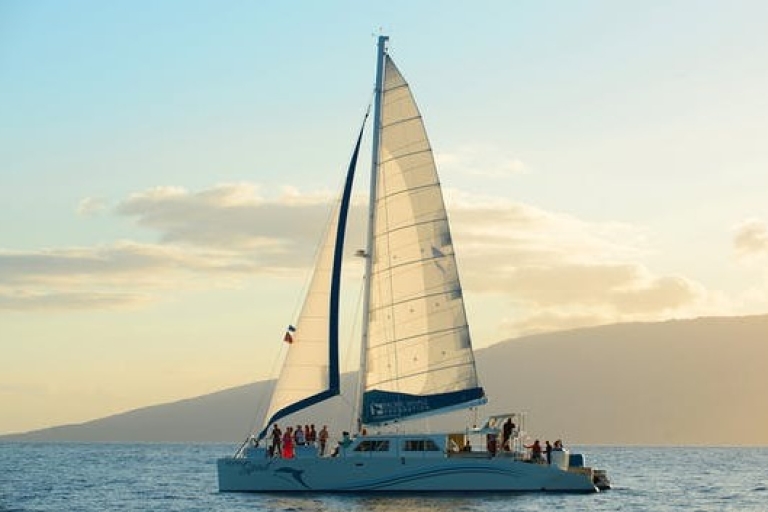 Maui: Lahaina Catamaran Sunset Sail con aperitivos