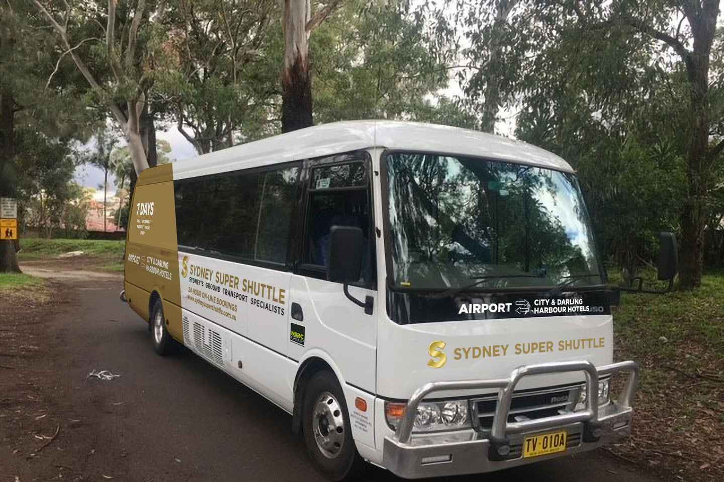 Sydney: Transfer Between Airport & Hotels or Cruise Terminal - Sydney Airport to Sydney CBD Hotels