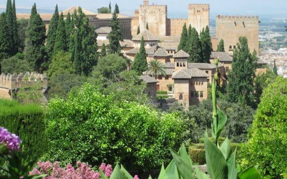 Granada: Alhambra & Albaicín Rundgang mit Nasridenpalast