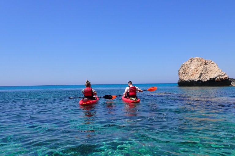 Agia Napa: kayak guidé dans les grottes marinesKayak guidé autour des grottes marines d'Agia Napa depuis Protaras