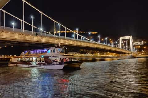 Budapest: Nighttime Sightseeing Cruise