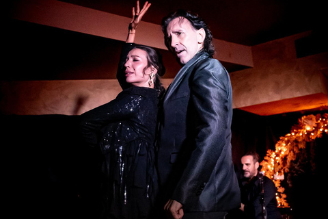 Autentico spettacolo di flamenco Hard Rock Cafe (dal team Ca Revolta)Spettacolo di flamenco autentico all'Hard Rock Cafe (dal team Ca Revolta)