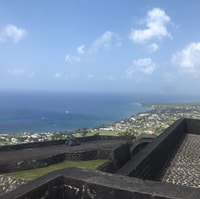 St. Kitts, Rainforest Eco Adventure Guided Wanderung - Housity