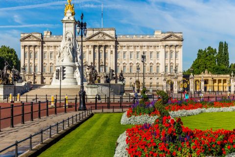 Buckingham Palace Exterior and Royal History Private Tour