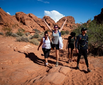 Valley of Fire Guided Hiking Tour & Mojave Desert Adventure