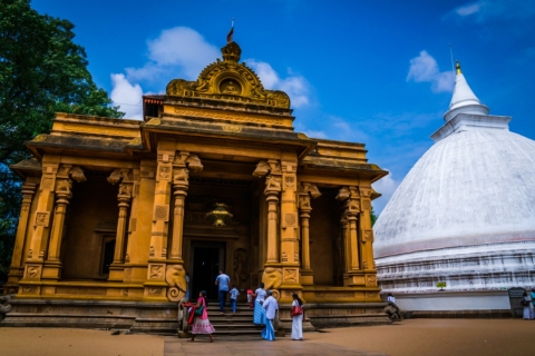 Colombo: sentier de campagne du temple historique en TukTukPrise en charge à Mount Lavinia