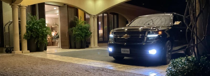 Transfer em SUV de luxo de ida e volta do Aeroporto de Providenciales