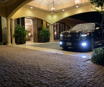 Luxury SUV Transfer Providenciales Airport round trip