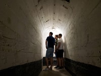 Belgrado, Fortress Underground Tour w/Wine Lungo il fiume - Hizvo