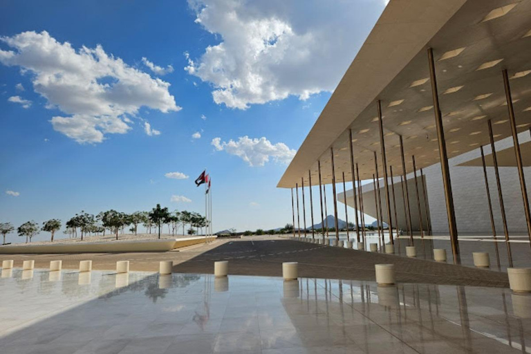 Oman Discovery: 3-Day Private Tour with Hotel Stay & Meals