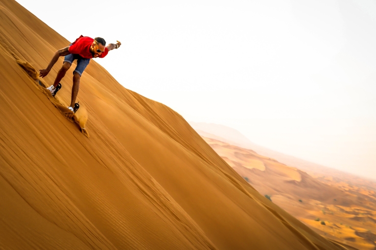 Dubaï : safari dans les dunes rouges et balade à dos de chameau à l'oasis d'Al MarmoomVisite partagée