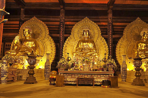 De Hanoi: excursion d'une journée à la pagode Bai Dinh, à Trang An et à la grotte de Mua