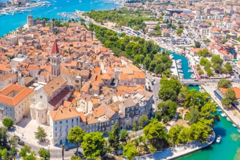 Da Spalato: Escursione di mezza giornata a Trogir e alla laguna bluDa Spalato: gita di un giorno a Trogir e alla Laguna Blu