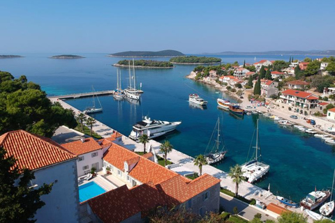 Depuis Split : Excursion d&#039;une demi-journée à Trogir et au Lagon BleuDepuis Split : Trogir et la lagune bleue - Excursion d&#039;une journée