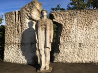 Memento Park, Official Guided Tour with Entry Ticket - Housity