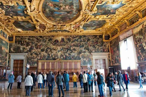 Venice: Doge&#039;s Palace Guided Tour with Optional Gondola RideSmall Group Tour in English without Gondola Ride