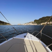 Portovenere, recorrido por barco privado guiado con aperiti - Housity