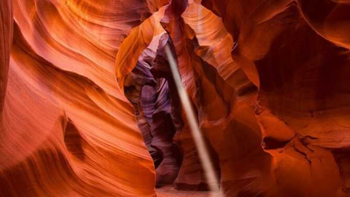 Page: Upper Antelope Canyon Tour with Navajo Guide